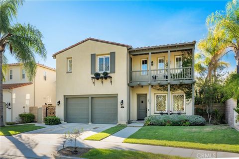 Photo of 26911 Beverly Glen Court, Valencia, CA 91355 (MLS # SR26070528)