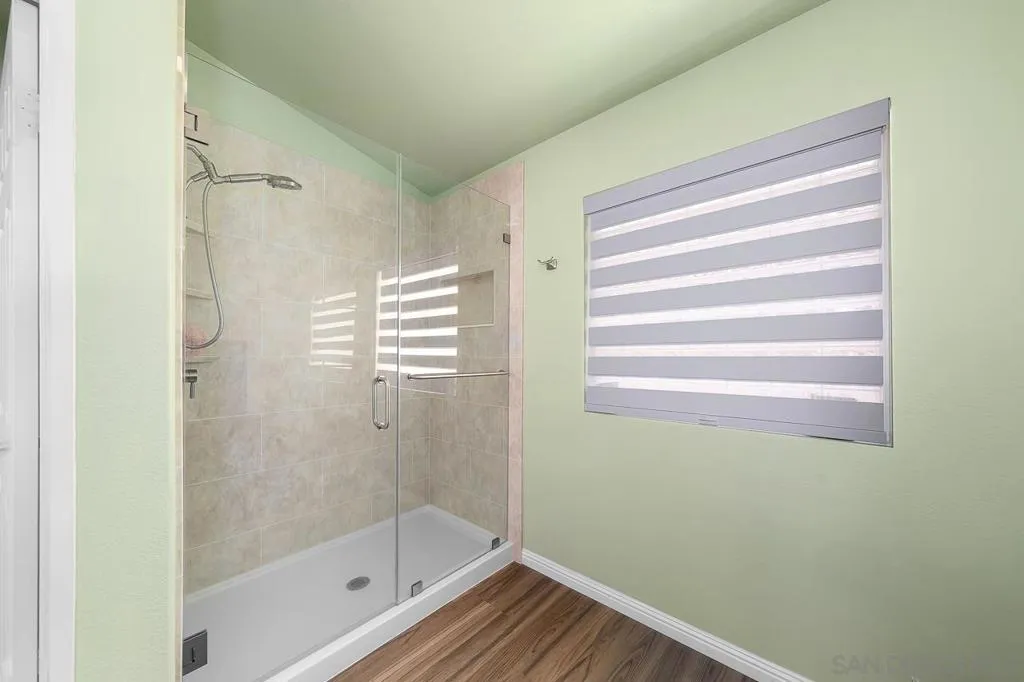 Alpine, California 91901, United States, 3 Bedrooms Bedrooms, ,2 BathroomsBathrooms,Residential,Active,190631