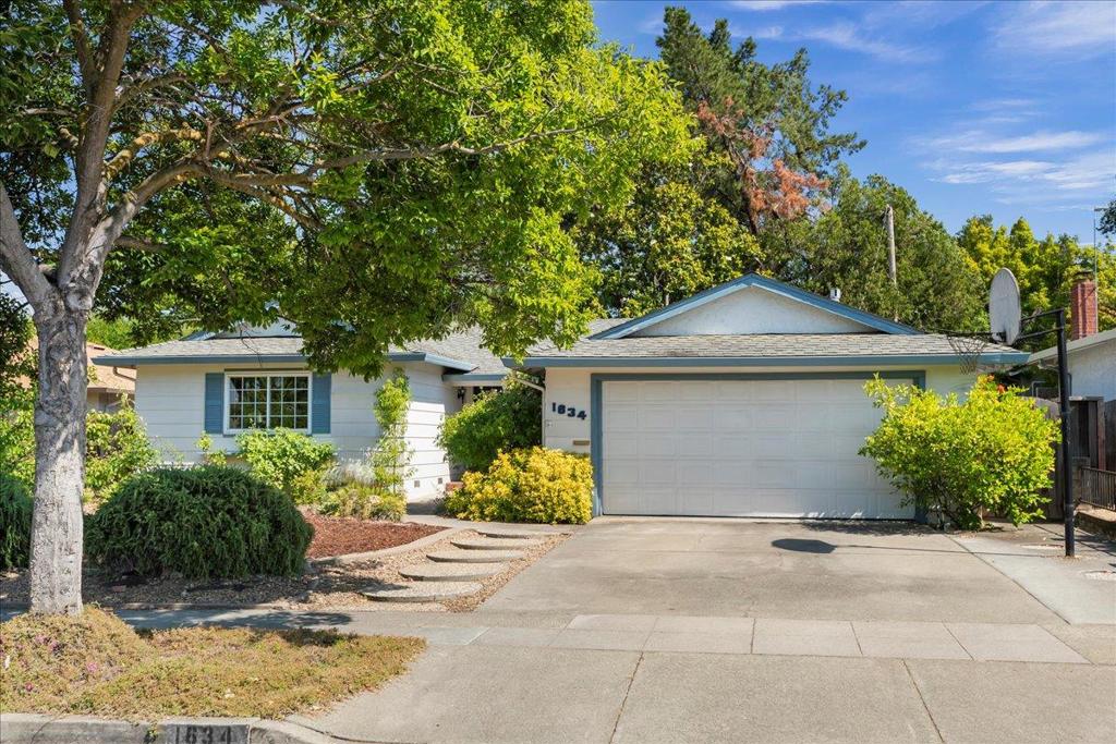 Properties 2 1634 Bowling Lane