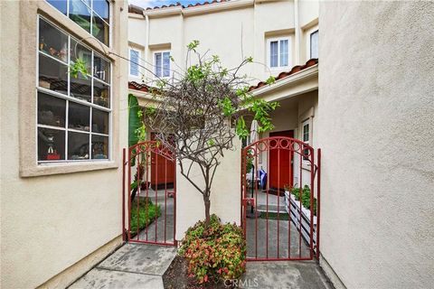 Tiny photo for 17 Chandon, Laguna Niguel, CA 92677 (MLS # PW26016025)