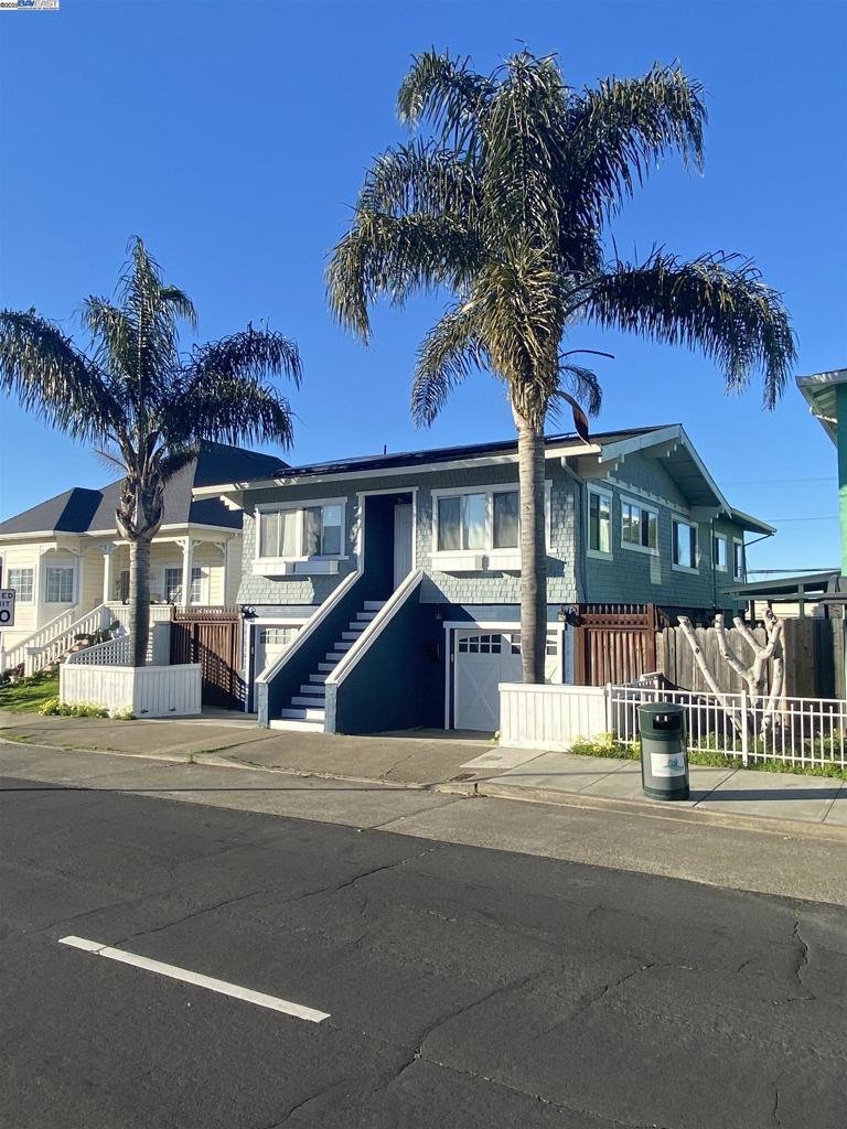 A beautiful and spacious Two Story home in Vallejo. Upstairs includes 4 bedrooms, 2 full bathrooms, a large kitchen/dining room and living room. Large deck overlooking the backyard. The down stairs is listed as a bonus room. Also has 2 garages in front of the building. Large back yard for gardening and plenty of extra parking space. Walking distance to Vallejo Community Center, parks, tennis courts, baseball field, stores, restaurants, churches, library, the Senior Center and the Farmers Market downtown. Very close and easy access to freeway entrances, bus stops and the Vallejo Ferry Terminal. Great location in the Bay Area between Napa Valley, Sacramento, East Bay and San Francisco.