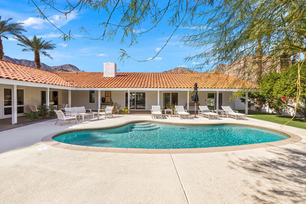 48890 Eisenhower Drive