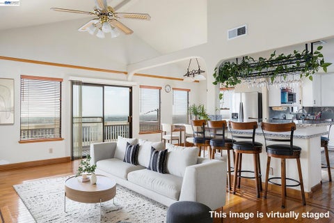 Photo of 16900 Robey Dr DR, Castro Valley, CA 94578 (MLS # 41151416)