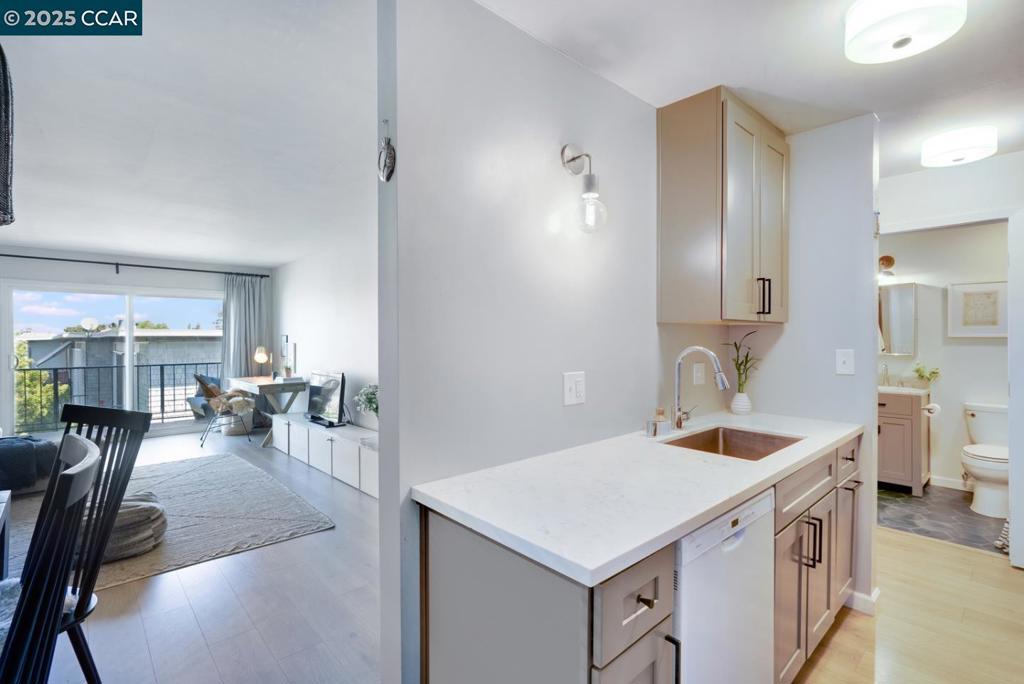 PIEDMONT/GRAND - Residential