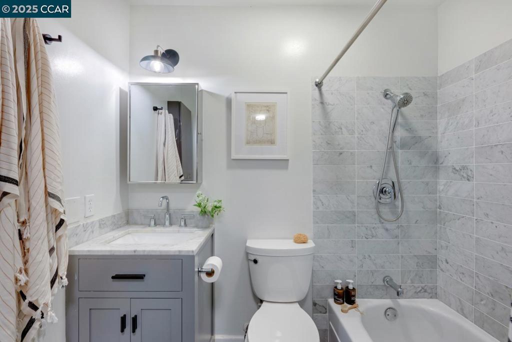 PIEDMONT/GRAND - Residential