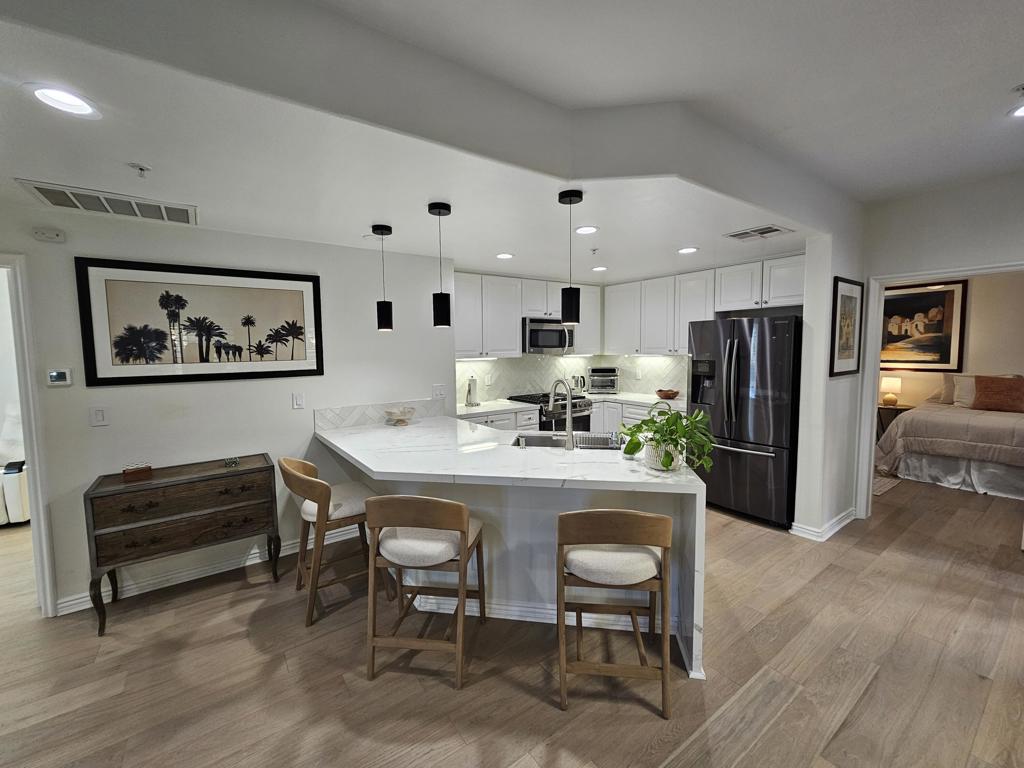 LQ Desert Villas - Residential Lease