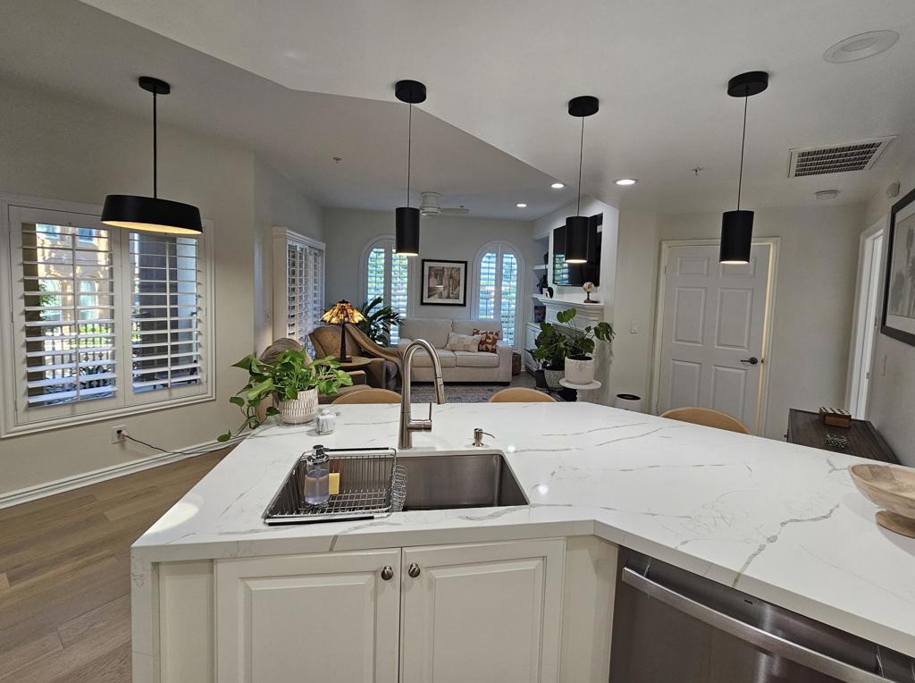 LQ Desert Villas - Residential Lease