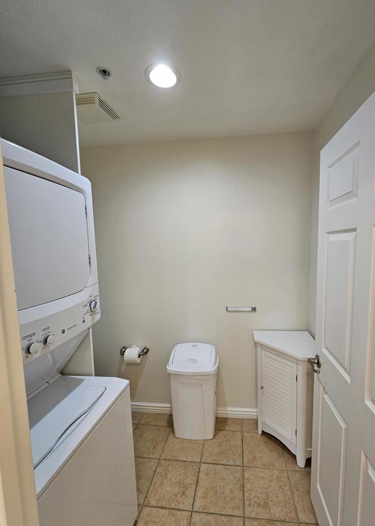 LQ Desert Villas - Residential Lease