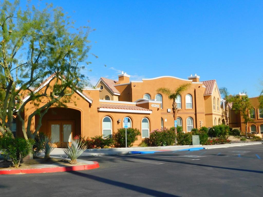 LQ Desert Villas - Residential Lease