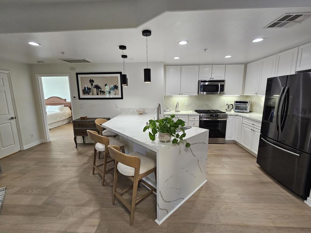 LQ Desert Villas - Residential Lease