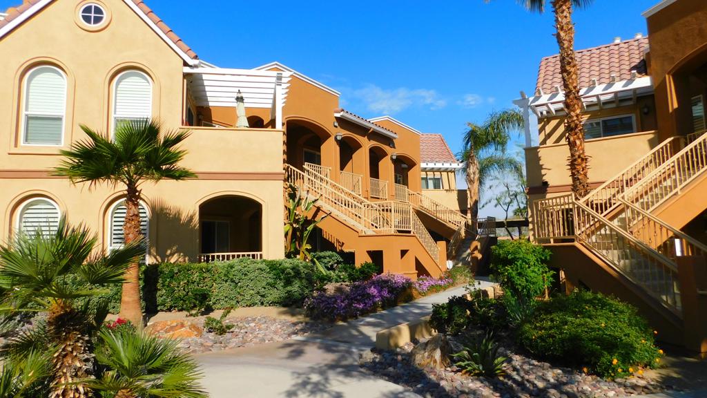 LQ Desert Villas - Residential Lease