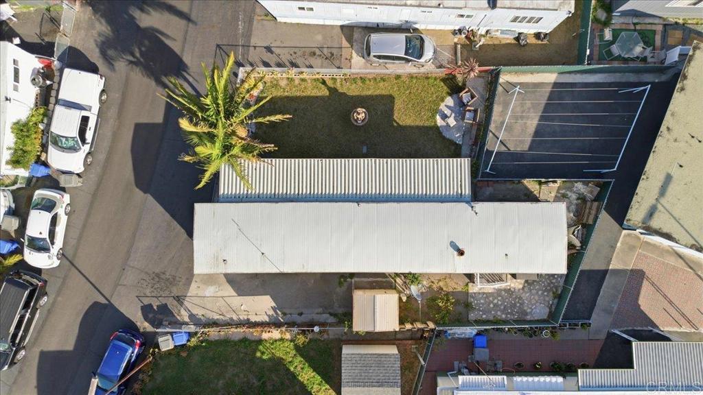 1813 Cheri street A