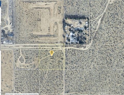 Photo of 0 Avenue W, Llano, CA 93544 (MLS # HD26064622)