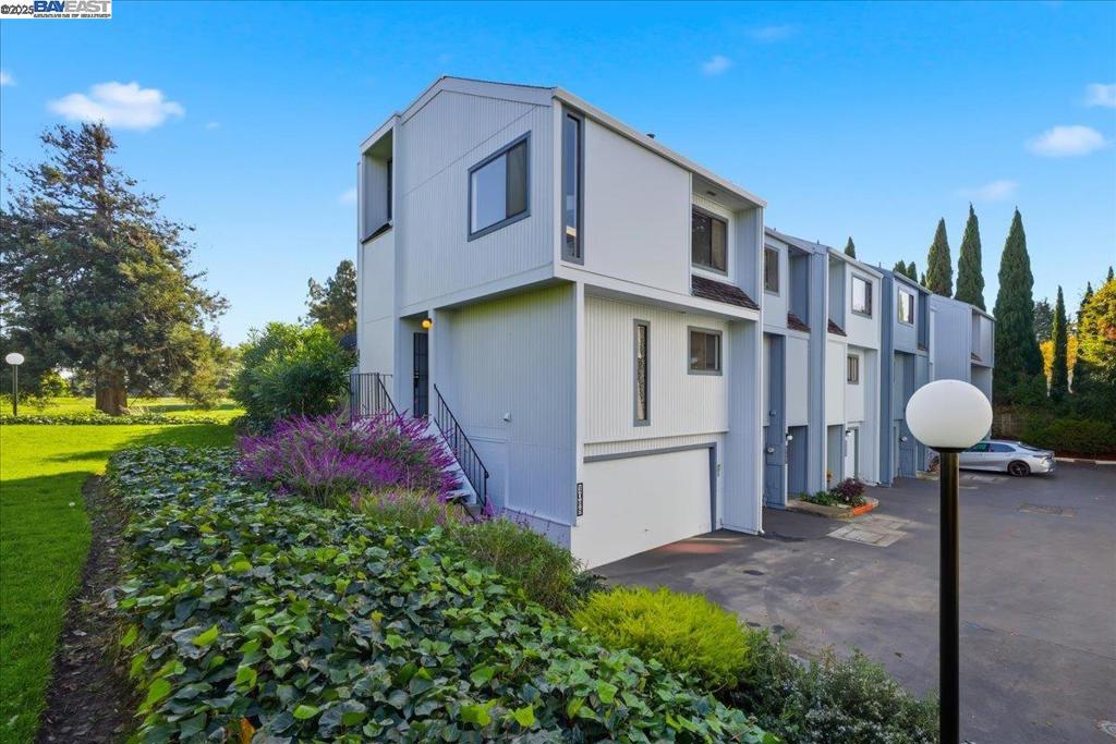 SKYWEST - Residential