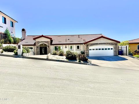 Photo of 5544 Crestone Court, Ventura, CA 93003 (MLS # V1-33036) Photo of 5544 Crestone Court, Ventura, CA 93003 (MLS # V1-33036)
