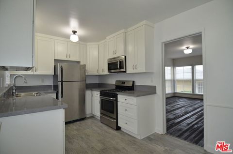 Photo of 6120 OVERHILL Drive #6120, Los Angeles, CA 90043 (MLS # 25630671)