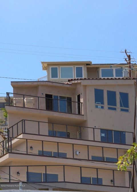 Photo of 346 Metropole Avenue #3, Avalon, CA 90704 (MLS # P1-26829)