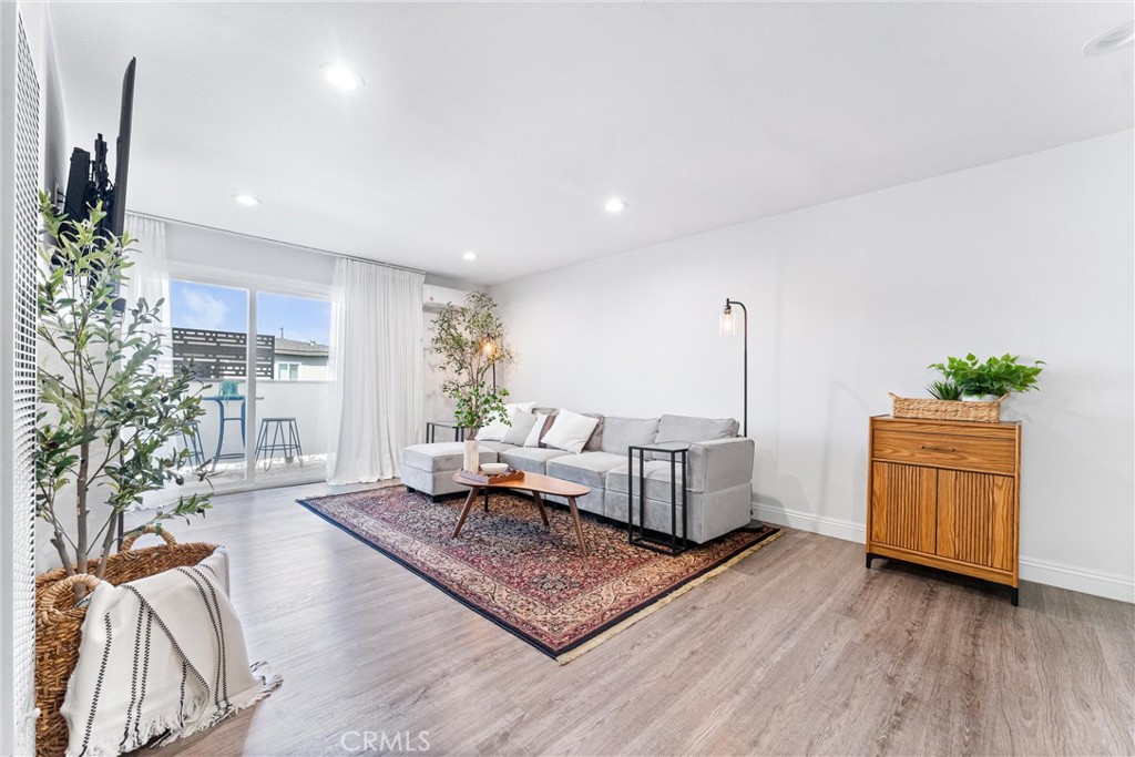 Alamitos Beach (AB) - Residential