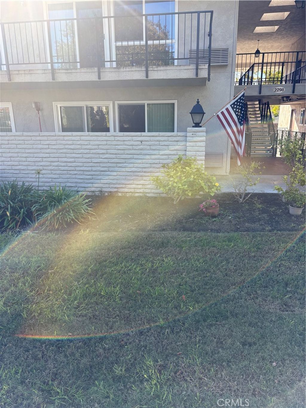 Photo of 2298 Via Puerta #D, Laguna Woods, CA 92637 (MLS # OC25273148)