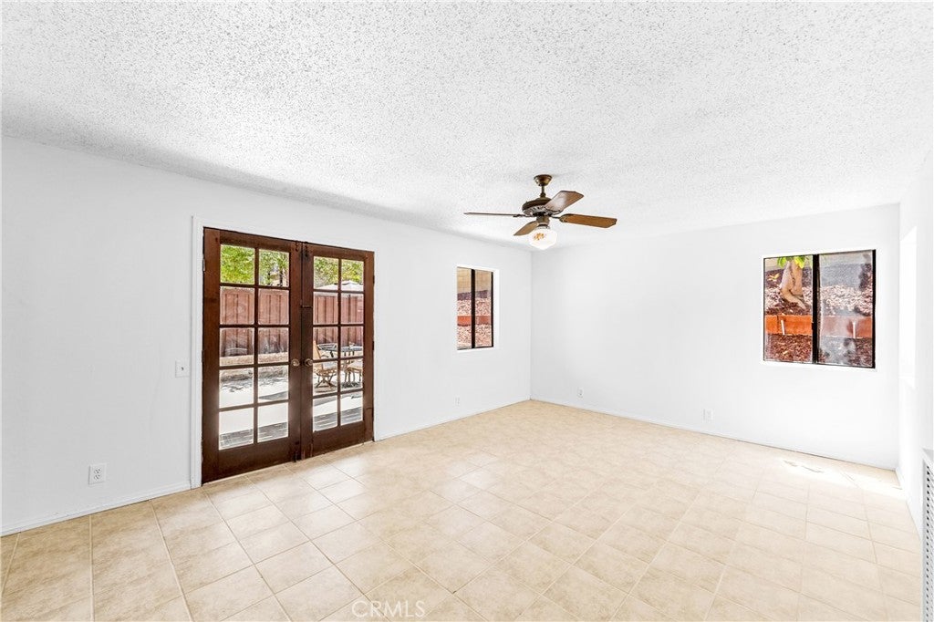 1407 Lakeside, Huntington Beach CA 92648 - Photo 31