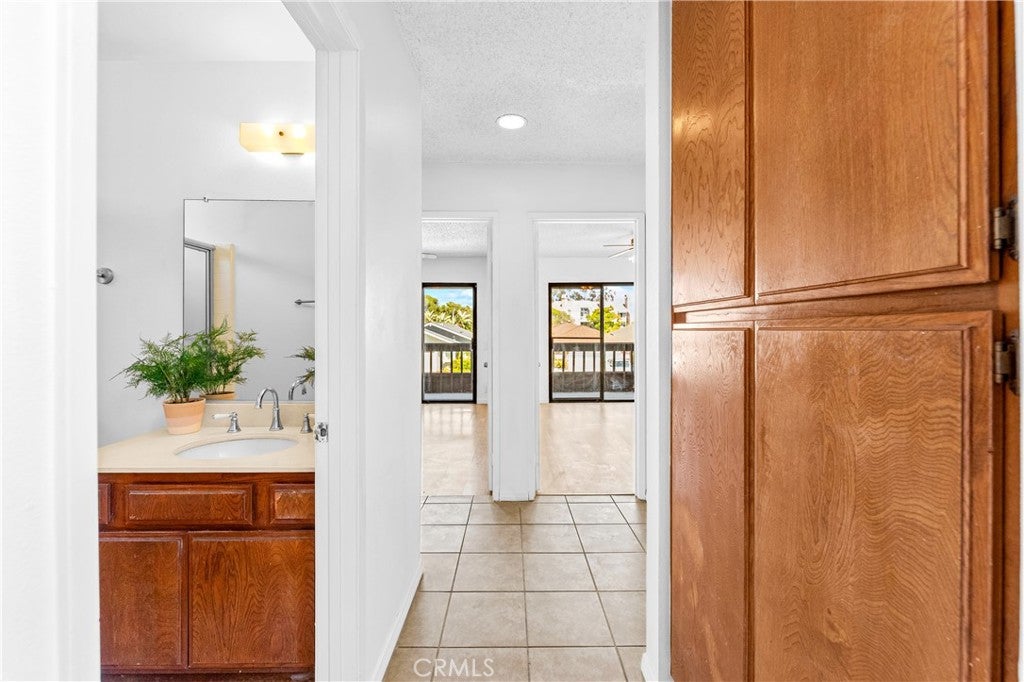 1407 Lakeside, Huntington Beach CA 92648 - Photo 35