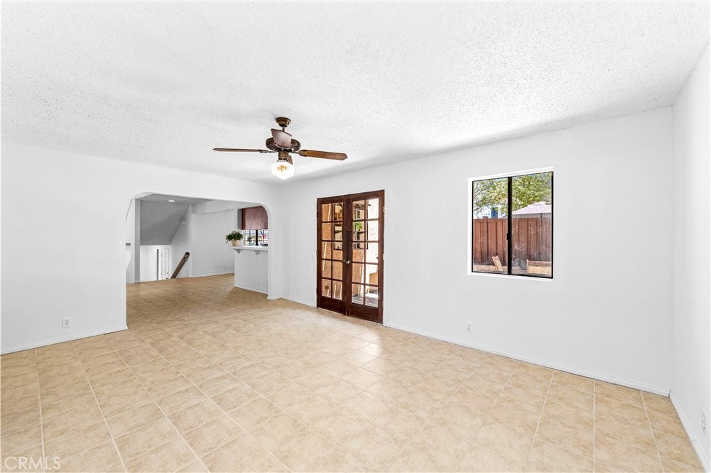 1407 Lakeside, Huntington Beach CA 92648 - Photo 32