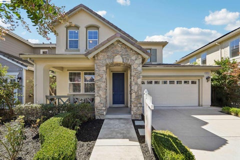 Photo of 2312 Jasper Hill Dr DR, San Ramon, CA 94582 (MLS # 41145944)