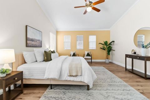 Tiny photo for 33360 Barrington Dr, Temecula, CA 92592 (MLS # PTP2603024)