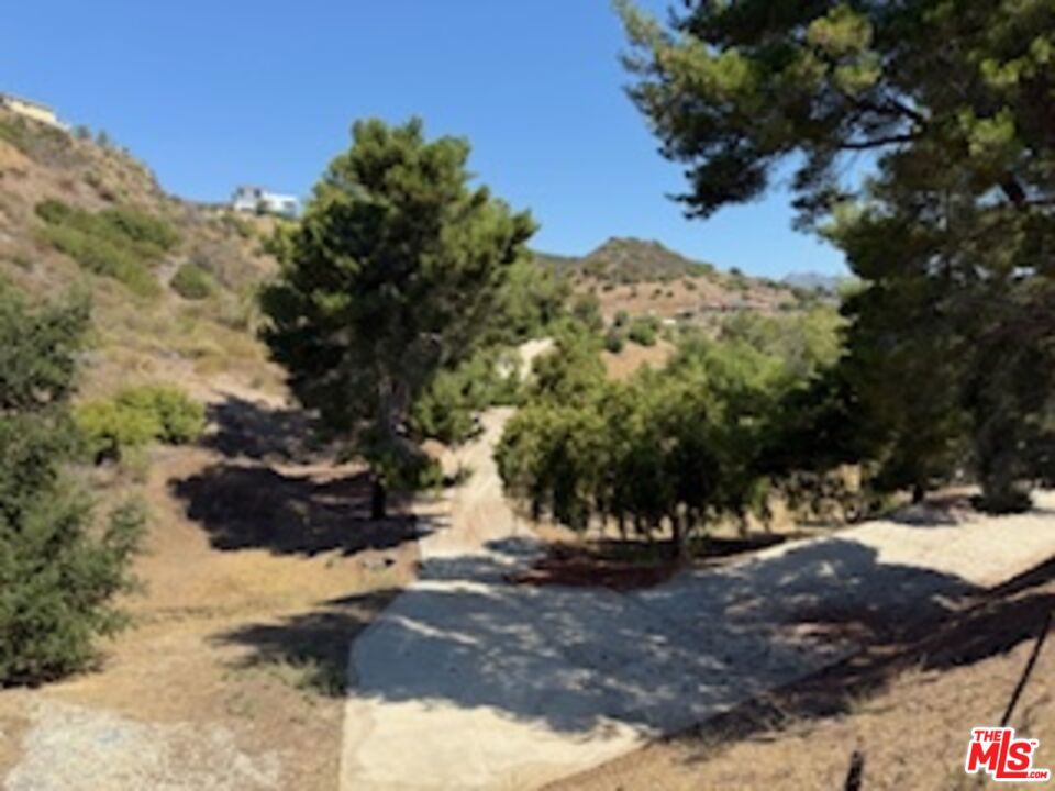 33317 Decker Canyon Road