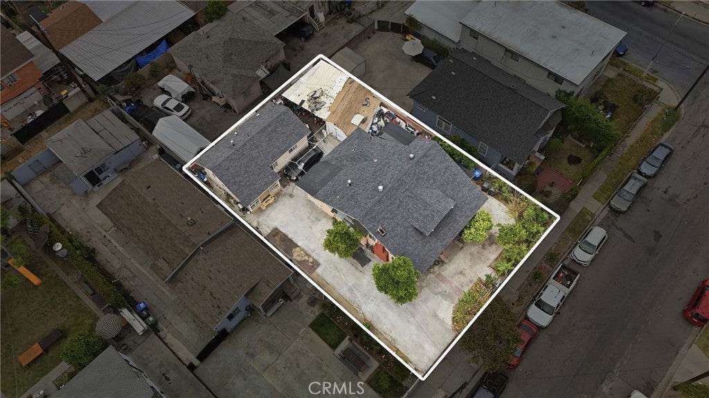 Photo of 1472 W 37th st Street, Los Angeles, CA 90018 (MLS # DW26102332)