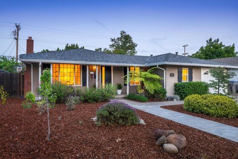 Photo of 5106 Emiline Drive, San Jose, CA 95124 (MLS # ML82046777)
