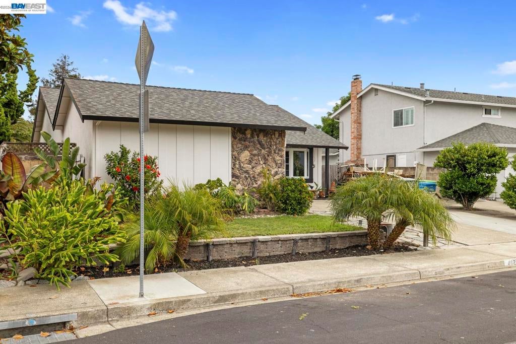 4624 Delores Dr.