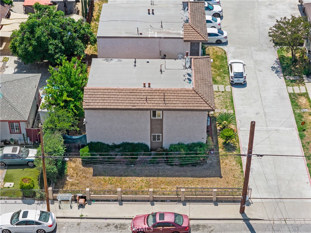 669 ,687,651 Weber St.