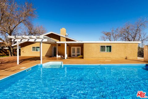 Photo of 56839 Bonanza Drive, Yucca Valley, CA 92284 (MLS # 26649671)