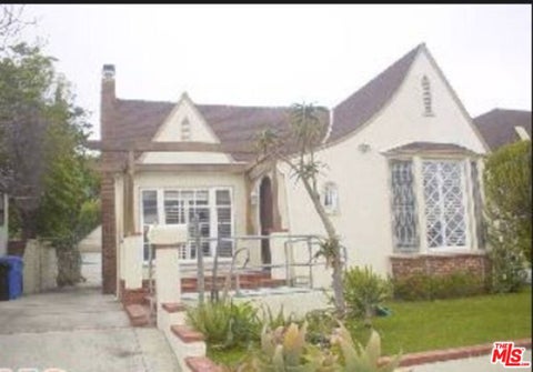 Photo of 1535 Reeves Street, Los Angeles, CA 90035 (MLS # 26848151)