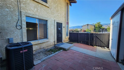 Photo of 7964 Pinehurst DR, Highland, CA 92346 (MLS # IG26122402)