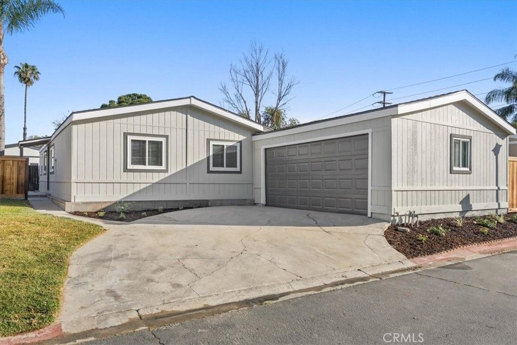 Photo of 700 E Washington St #82, Colton, CA 92324 (MLS # IV26056826)