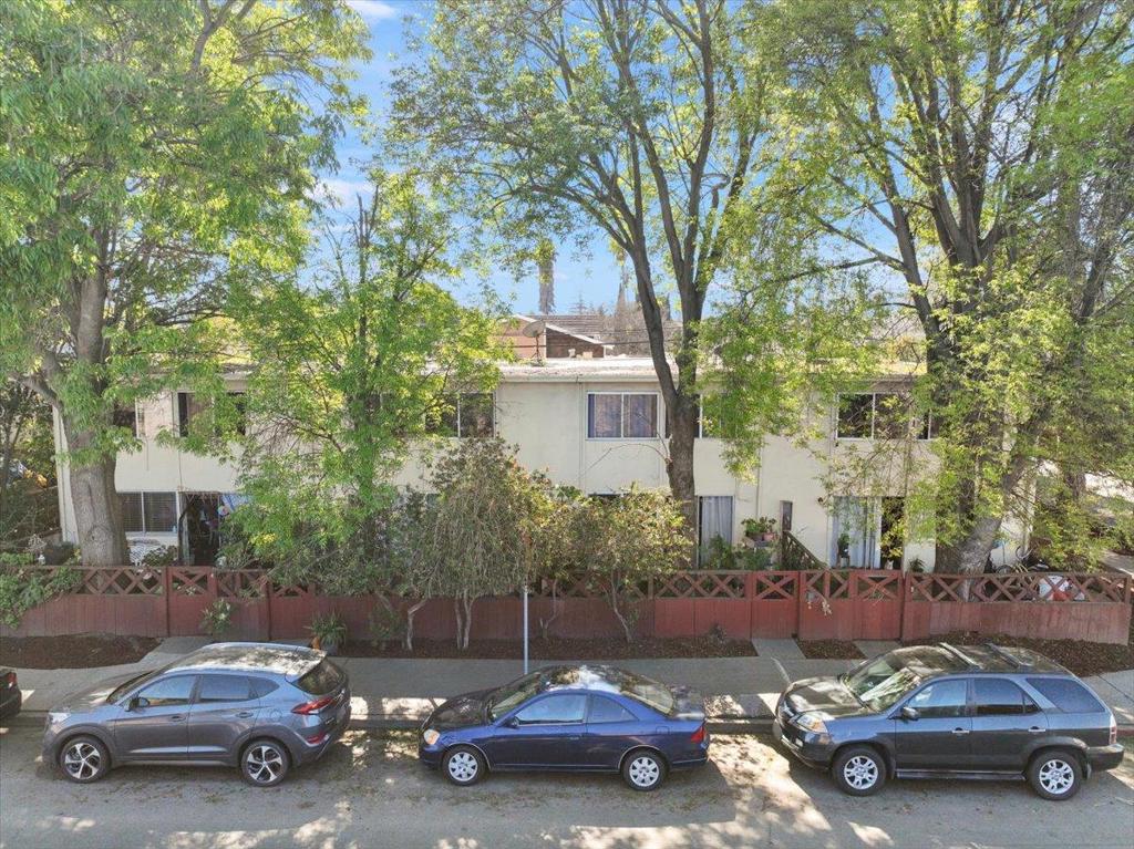 3212 Rolison Rd is a stunning 8-unit apartment community located in the thriving city of Redwood City, California. Situated on a 10,044 square foot parcel of land, the subject property was originally constructed in 1964 and has a gross building area of approximately 7,040 square feet, offering its tenants 100% beautifully designed two-bedroom floor plans. The subject property is located just minutes from the lively Downtown Redwood City which offers tenants and residents a myriad of high-end shopping, dining and entertainment options. The Redwood City Caltrain Station, offering Baby Bullet services is also close by and provides an inexpensive, hassle free commute to major employment and entertainment centers in San Francisco, the Peninsula, and the South Bay. In addition to excellent public transportation options, residents enjoy easy access to the major transportation corridors of U.S. Highway 101, Interstate 280, the San Mateo-Hayward Bridge and the Dumbarton Bridge. With a world-class location in the heart of San Francisco's Bay Area, 3212 Rolison Rd presents an attractive choice for peninsula renters due to its close proximity to major employers, transportation corridors, shopping, dining, and entertainment options.