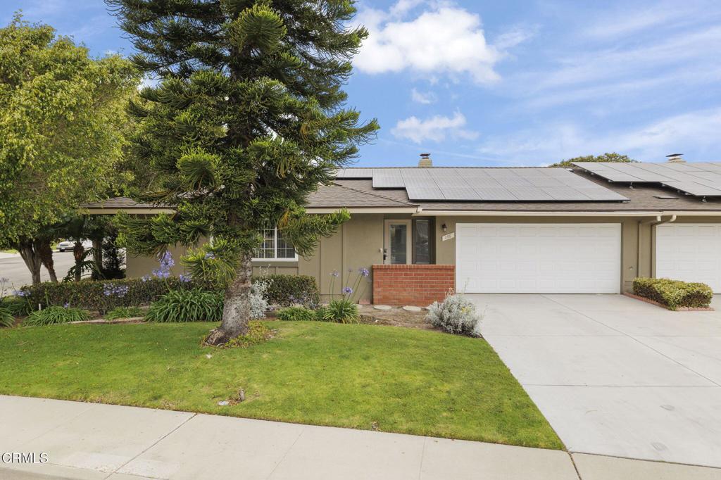 346 E Elfin Green