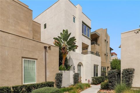 Photo of 172 Stage, Irvine, CA 92618 (MLS # OC25199300) Photo of 172 Stage, Irvine, CA 92618 (MLS # OC25199300)