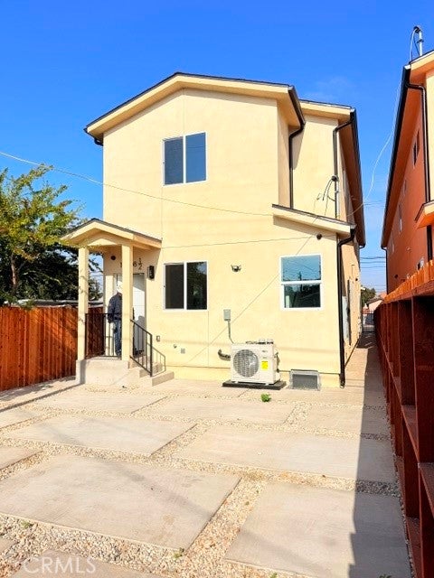 11108 S Avalon