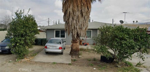 Photo of 10409 Hemlock Avenue Ave, Fontana, CA 92337 (MLS # OC26114605)