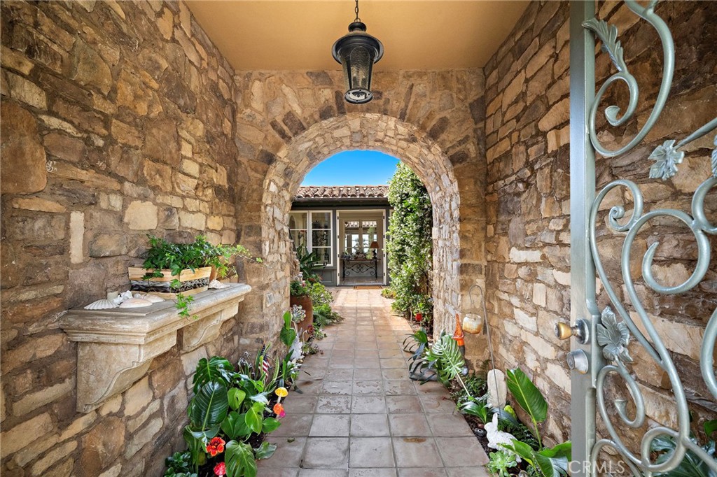 15 Sarteano Drive