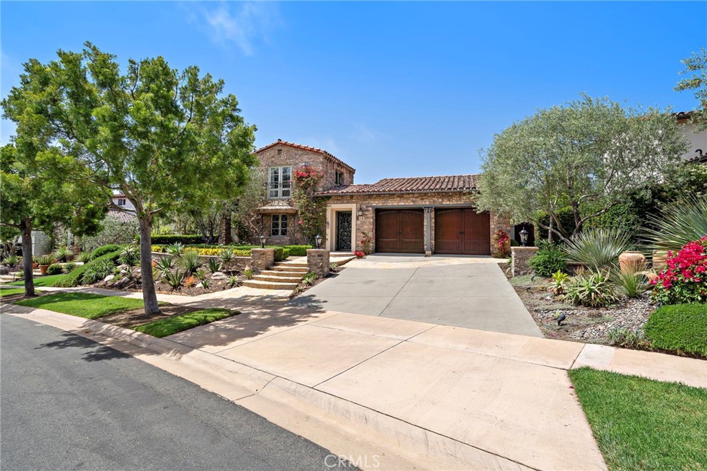 15 Sarteano Drive