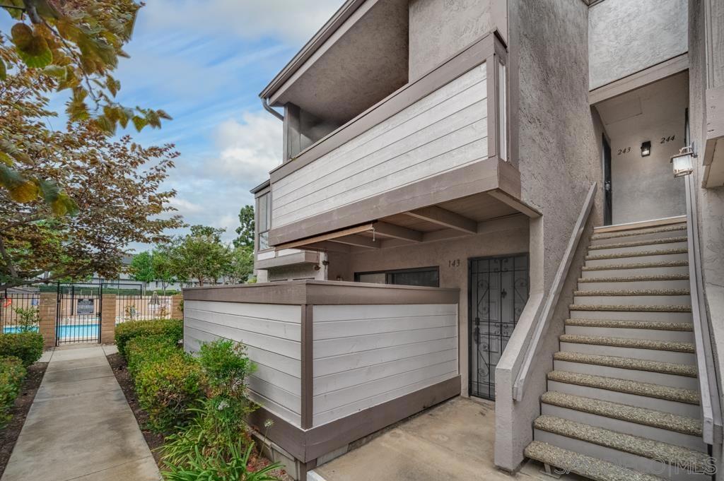9209 Village Glen Dr 243