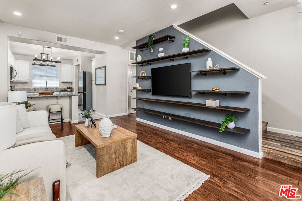 10236 Brightwood Lane 2