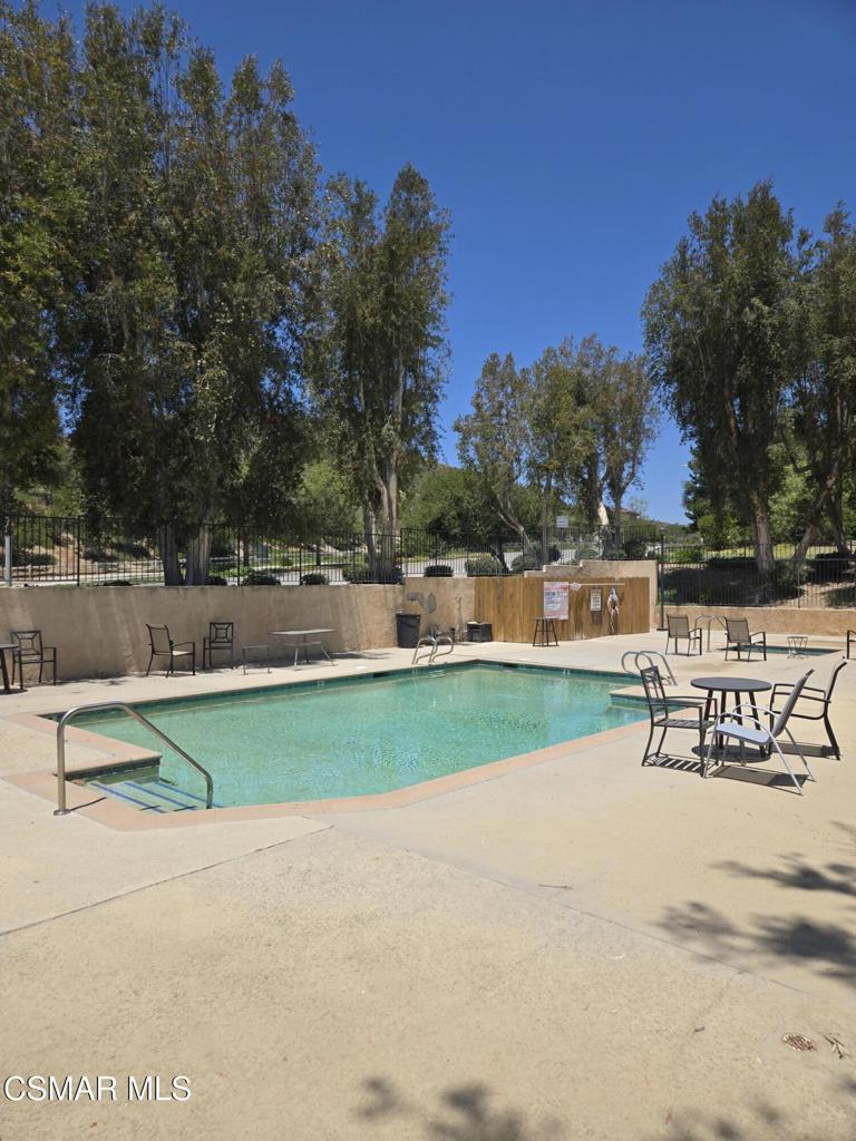 2762 Erringer Road 15