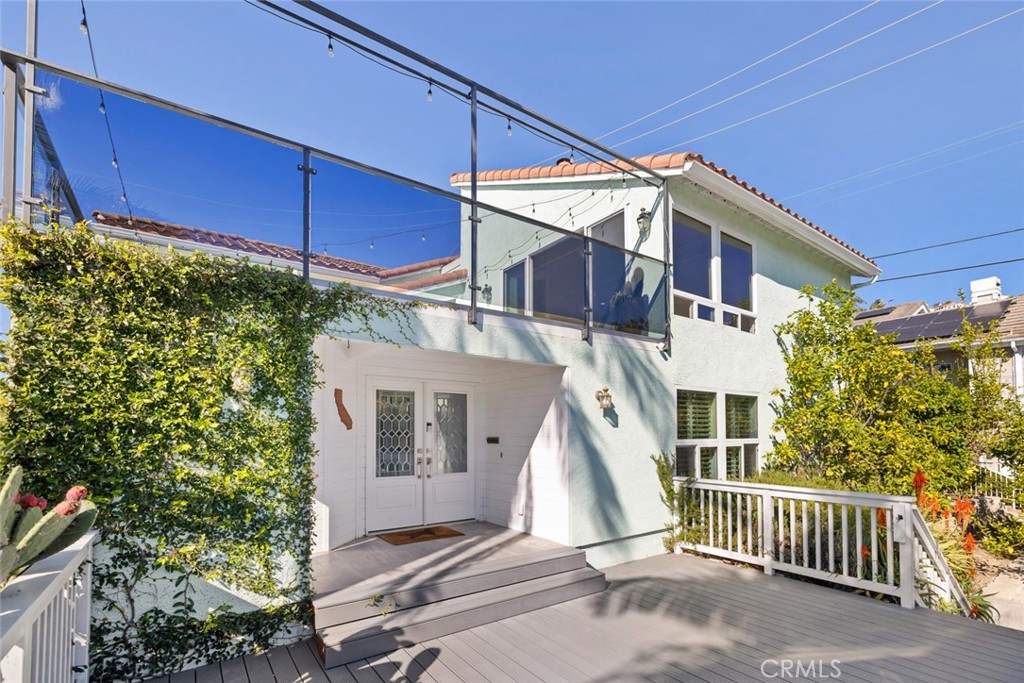 115 E Avenida Cornelio