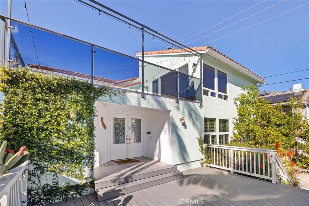 115 E Avenida Cornelio