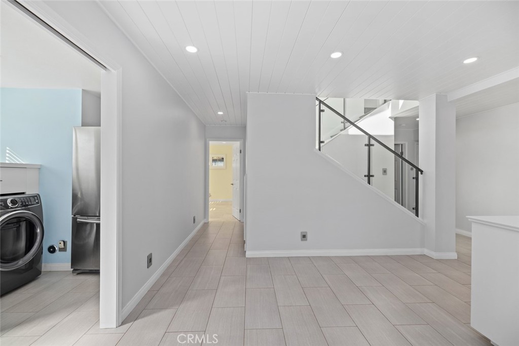 115 E Avenida Cornelio